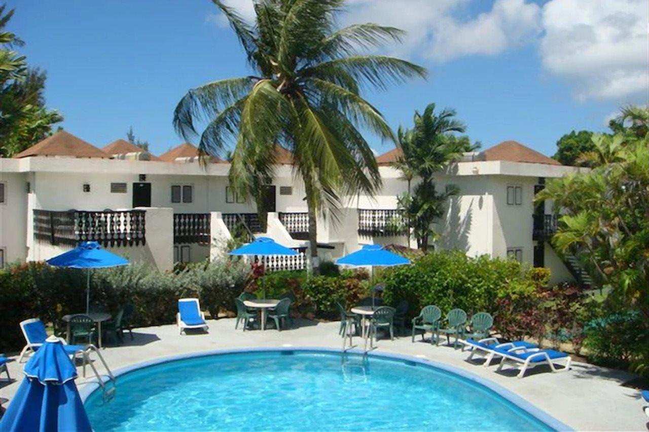 Apartamento Plum Tree Club Christ Church Exterior foto