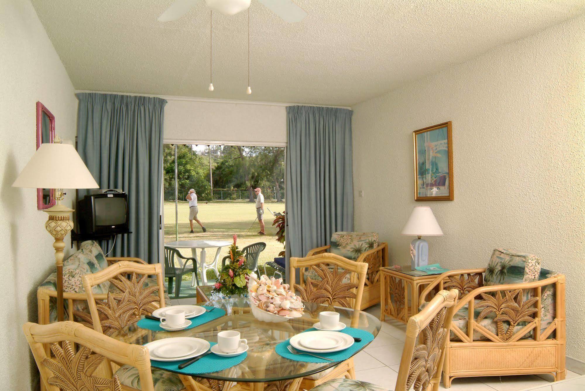 Apartamento Plum Tree Club Christ Church Habitación foto